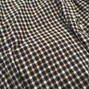 Banana Republic men’s shirt.